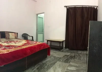Comfortable Accommodation for Yoga Teacher Training Students in Rishikesh